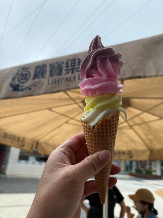 單日短期出租霜淇淋機 霜淇淋租借費用 台北 台中 高雄台南 新北 基隆 南港 中壢 桃園新竹 苗栗 南投 彰化 雲林 嘉義餐車造型花車出租