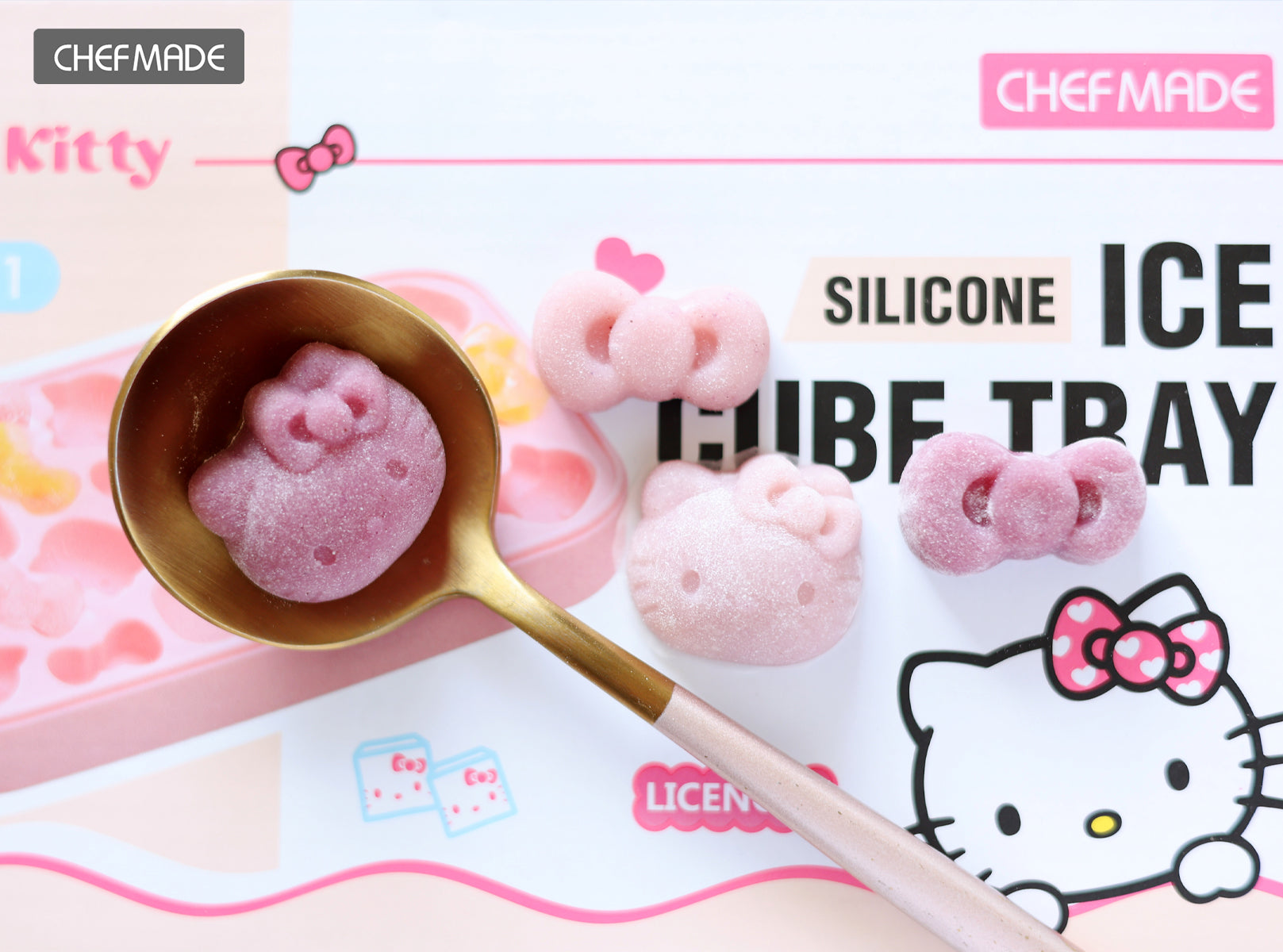 受不了炎熱的天氣  Hello kitty解你的火