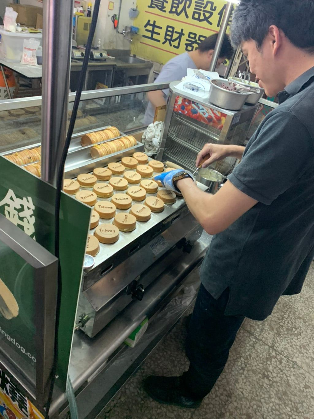 【 商用電力紅豆餅機租借 】