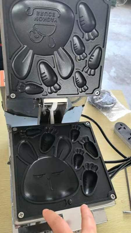 (客制化雞蛋糕)KD1102g電力式商用雞蛋糕爐營業用翻轉雞蛋糕機台北台中高雄訂製烤模客製化雞蛋糕模翻烤盤