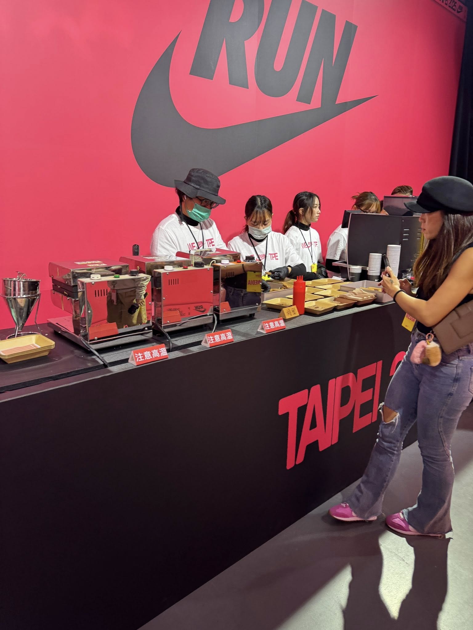 (客制化雞蛋糕)KD1102g電力式商用雞蛋糕爐營業用翻轉雞蛋糕機台北台中高雄訂製烤模客製化雞蛋糕模翻烤盤