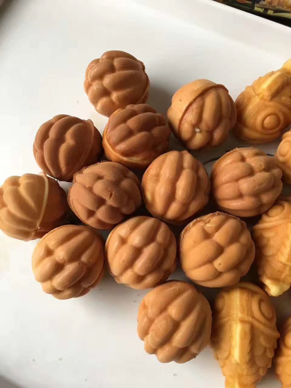 (核桃雞蛋糕)KD1102g電力式商用雞蛋糕爐營業用翻轉雞蛋糕機台北台中高雄客製化雞蛋糕模核桃燒烤盤