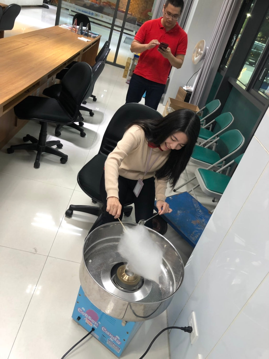 【專業出租】【租借單日短期棉花糖機出租】營業用電力式棉花糖機租貸。瑞輝食品原料餐飲設備