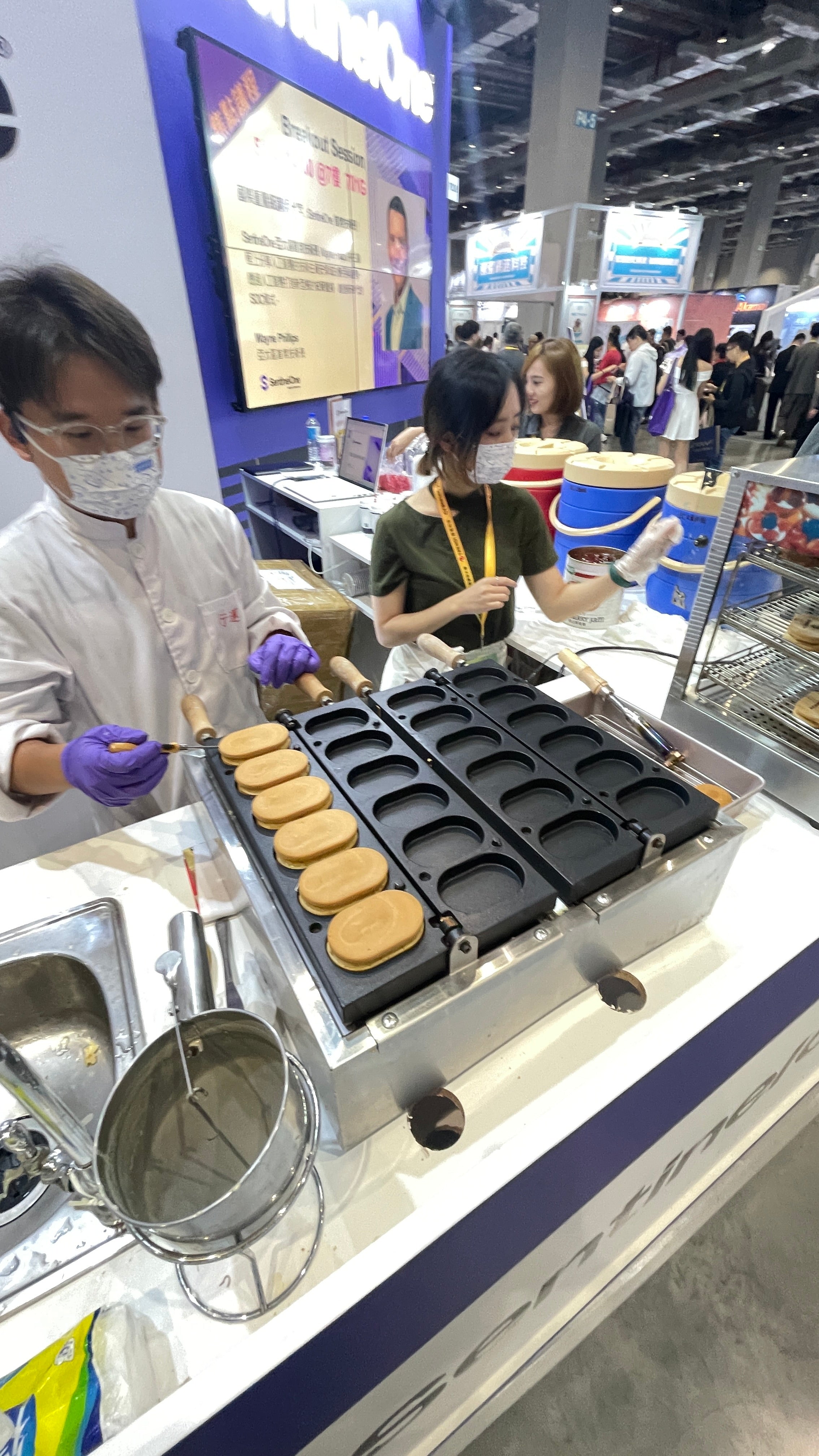 電力電熱韓式雞蛋糕機 營業用商用鐵夫龍款"韓國雞蛋糕爐"創業輔導餐飲小吃設備生產制造商台北台中高雄