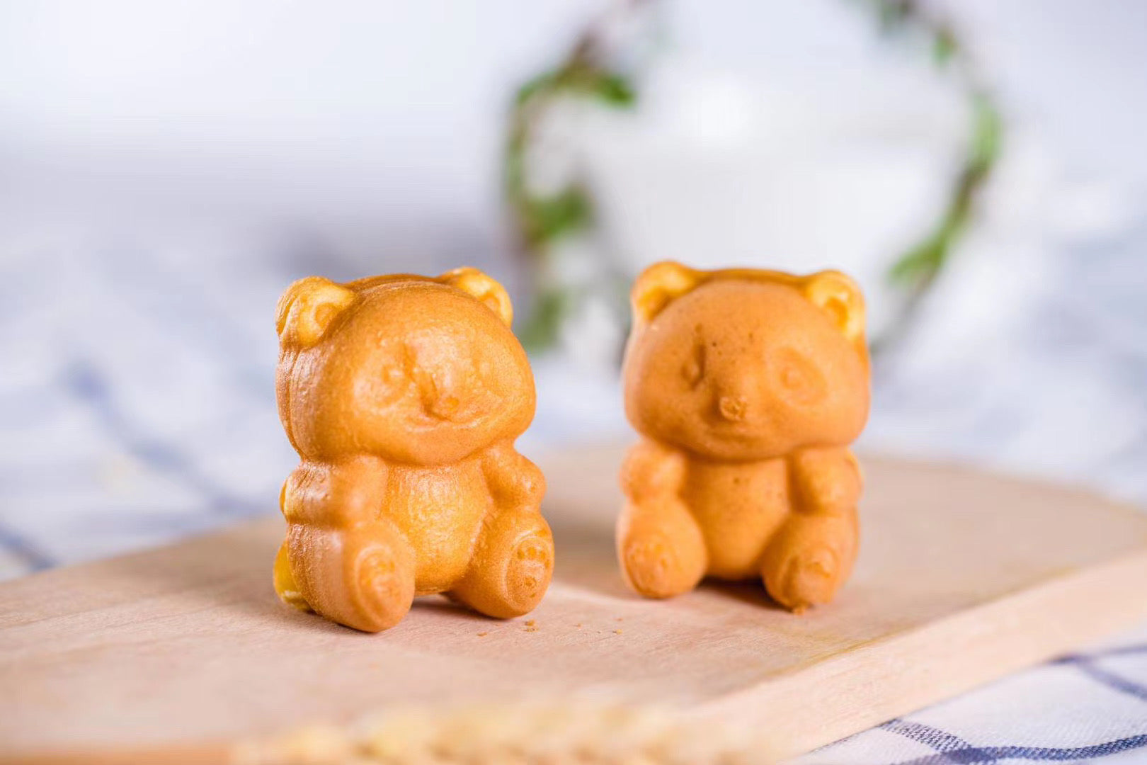 (小熊雞蛋糕)KD1102g電力式商用雞蛋糕爐營業用翻轉雞蛋糕機台北台中高雄客製化雞蛋糕模翻烤盤關於小熊