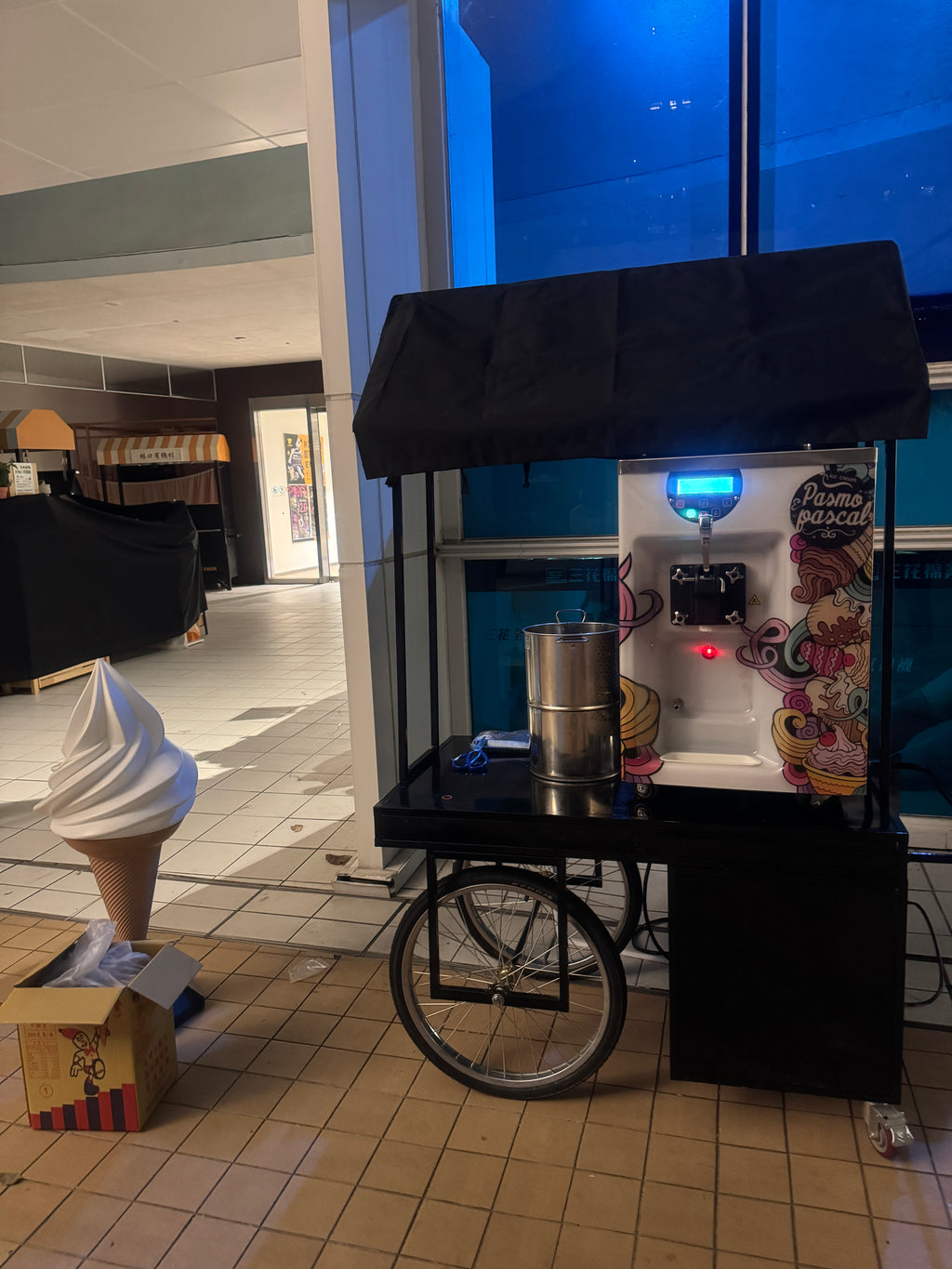 【專業出租】【配合進退場時間】【出租廣告餐車 造型車台三輪車 攤車 車台租借】台中市烘焙原料預拌粉 瓦斯紅豆餅機出租 電力式紅豆餅機租借 租借雪泥冰沙機 出租商用爆米花機 棉花糖機出租 熱狗滾輪機租機 客製化輸出貼膜 全車貼膜施工 提高企業型象