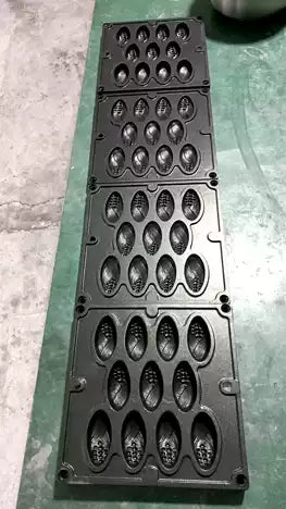 (玉米燒雞蛋糕)KD1102g電力式商用玉米雞蛋糕爐營業用翻轉雞燒番賣蛋糕機台北台中高雄客製化雞蛋糕模翻烤盤