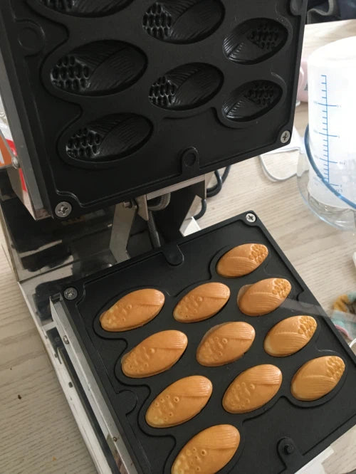 (玉米燒雞蛋糕)KD1102g電力式商用玉米雞蛋糕爐營業用翻轉雞燒番賣蛋糕機台北台中高雄客製化雞蛋糕模翻烤盤