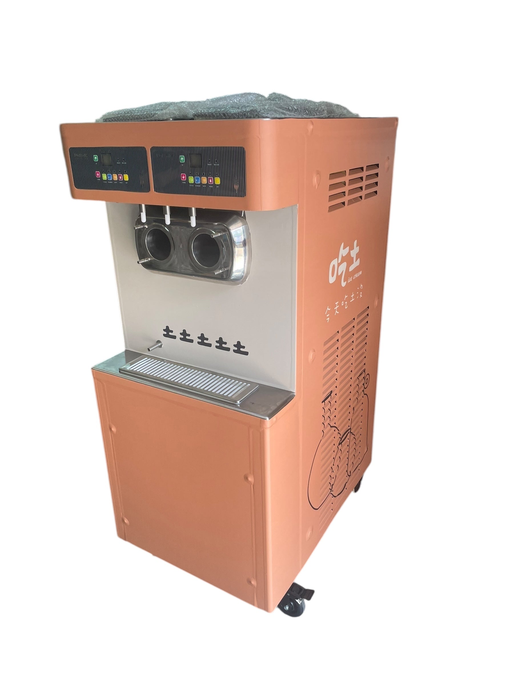 【商用電力220v  SOFTY 落地三孔霜淇淋機租借 】