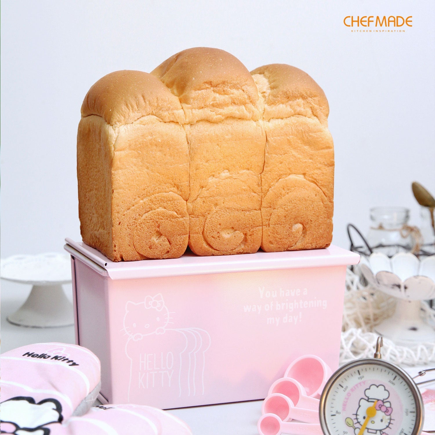 Chefmade學廚KT7030正版Hello kitty長方形450g滑蓋吐司模4.2" x 7.6" Hello Kitty Flat Toast Box (450G Dough Capacity)