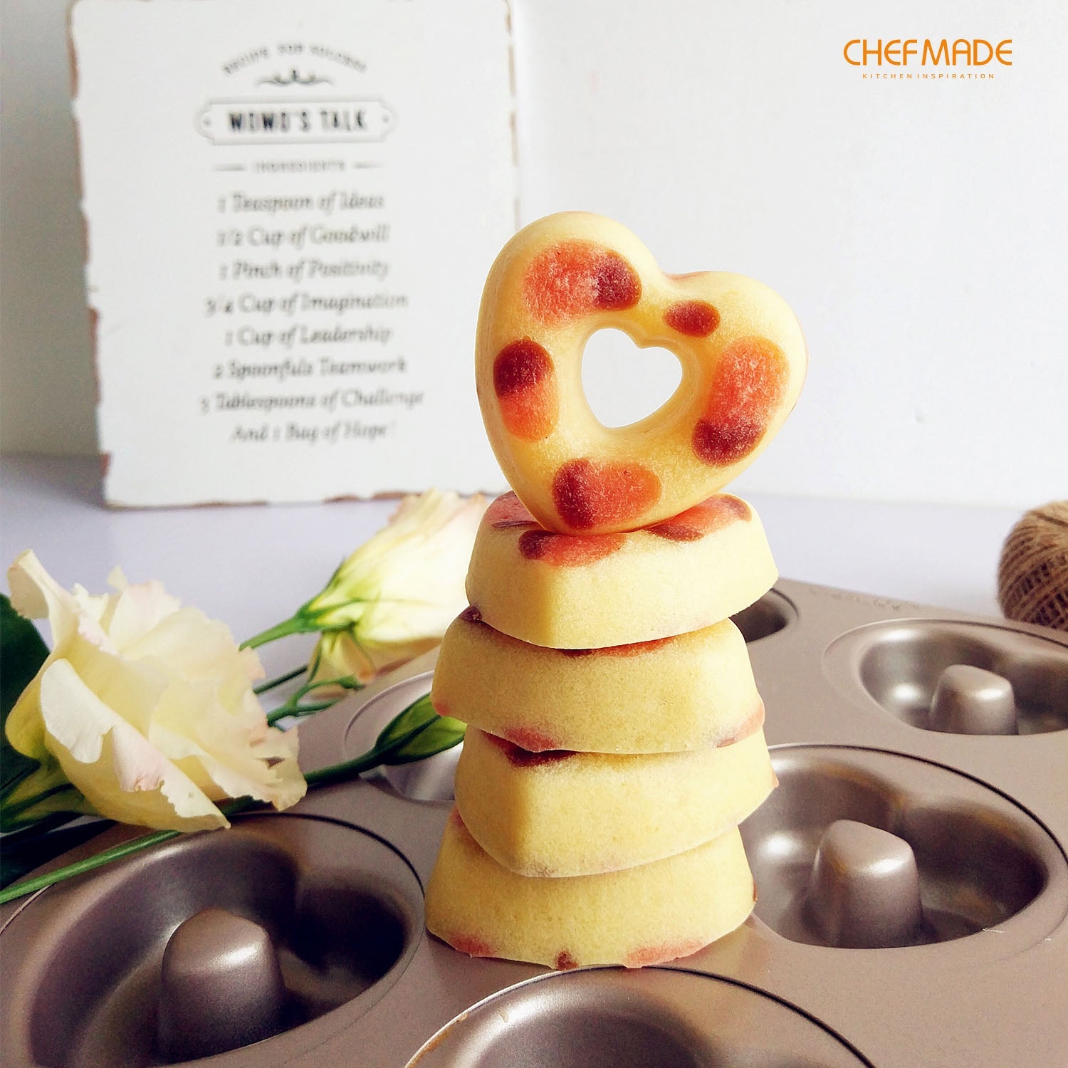 Chefmade學廚WK9289凸柱心型6連杯甜甜圈模Donut Cake Pan Heart-Shaped 6 Well